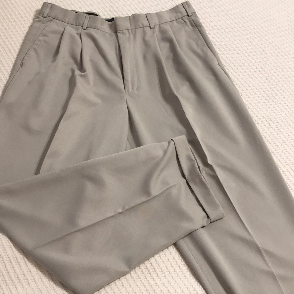 Men’s Perry Ellis dress pants